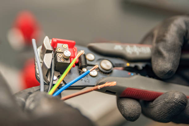 Best Electrical Installation Contractor  in Palacios, TX